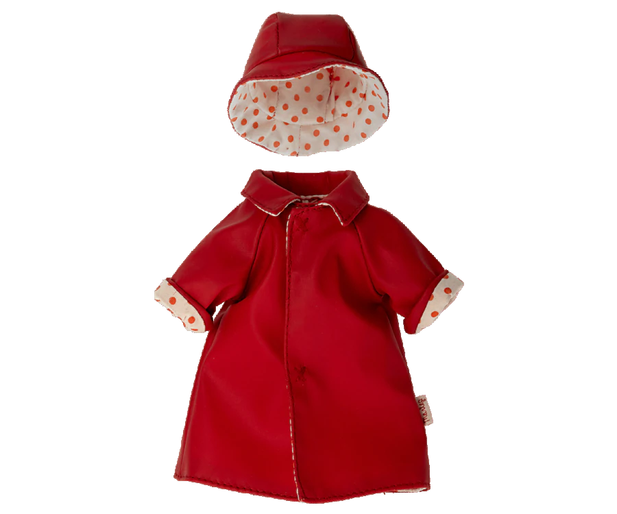 Rainwear set for Teddy Mum. Set includes long red raincoat with snap closure and a red rain hat, both with cream and red polka dot lining.